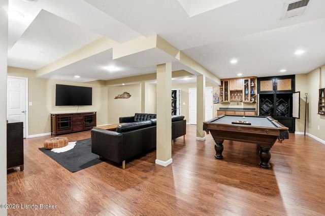 4539 Cherry Forest Cir, Louisville, KY 40245