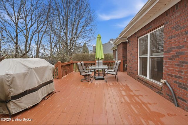 4539 Cherry Forest Cir, Louisville, KY 40245