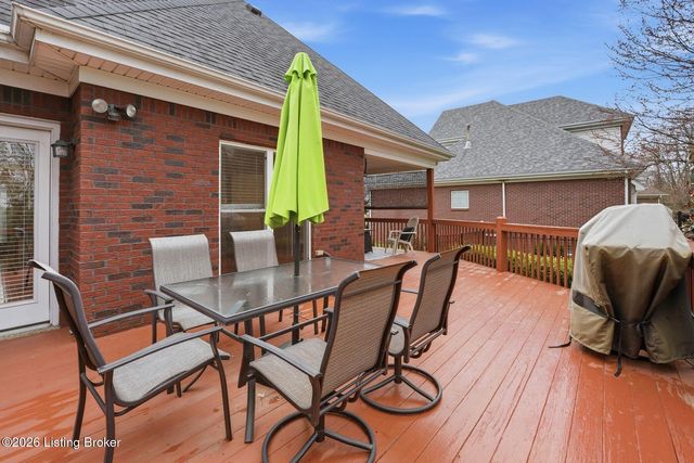 4539 Cherry Forest Cir, Louisville, KY 40245