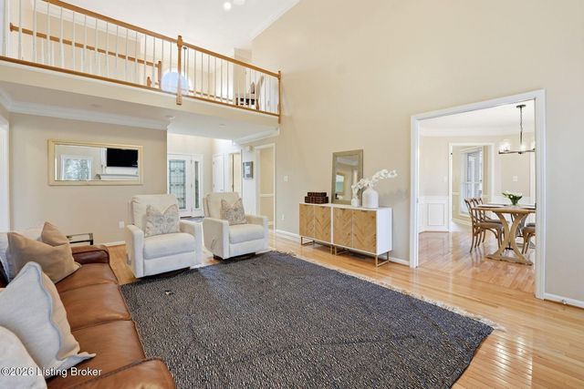 4539 Cherry Forest Cir, Louisville, KY 40245