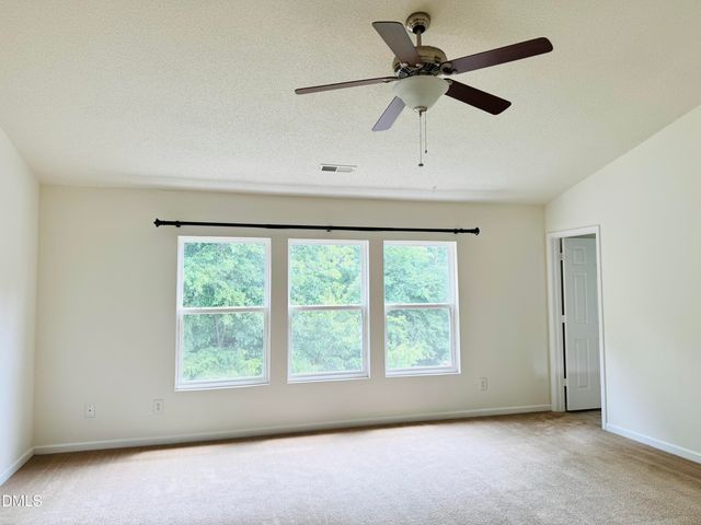 208 Knightwood Drive, Durham, NC 27703