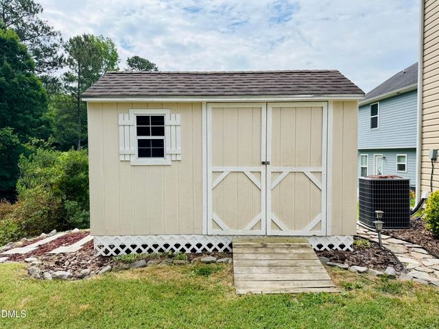 208 Knightwood Drive, Durham, NC 27703