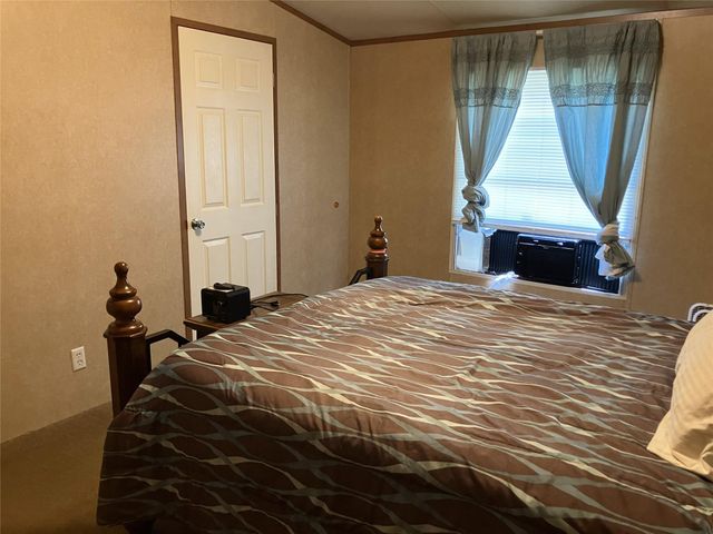 420 Moonlite Drive, Livingston, TX 77351