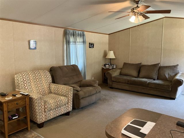 420 Moonlite Drive, Livingston, TX 77351