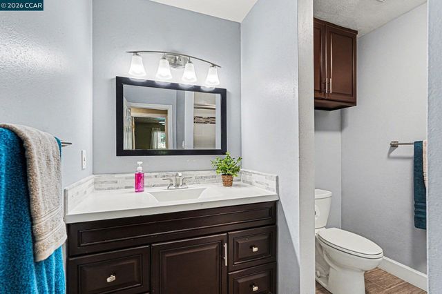 236 Appalachian Dr, Martinez, CA 94553