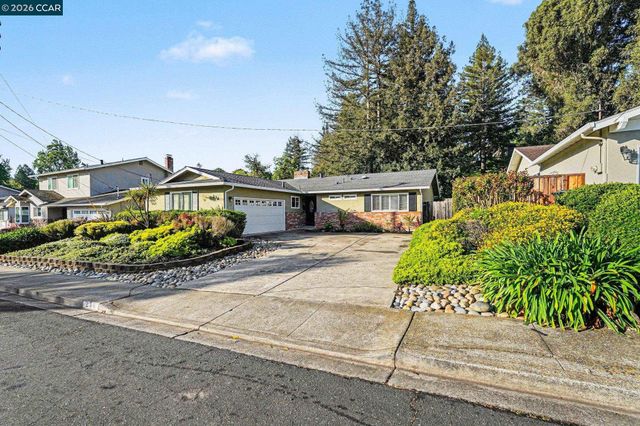 236 Appalachian Dr, Martinez, CA 94553