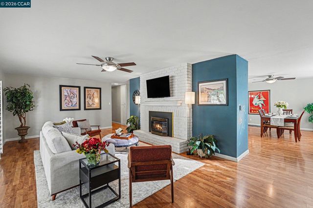 236 Appalachian Dr, Martinez, CA 94553