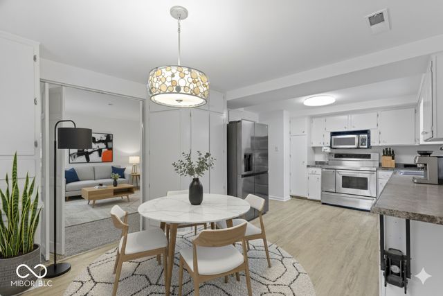 84 Bennett Road, Carmel, IN 46032