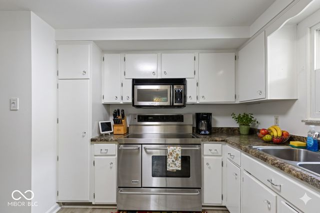 84 Bennett Road, Carmel, IN 46032