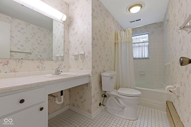 84 Bennett Road, Carmel, IN 46032