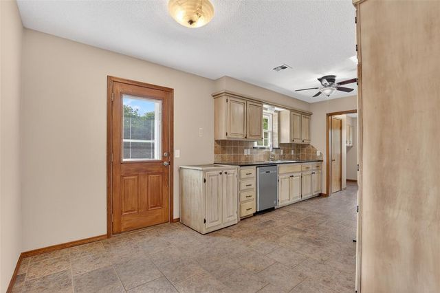 900961 Gibson Place, Chandler, OK 74834