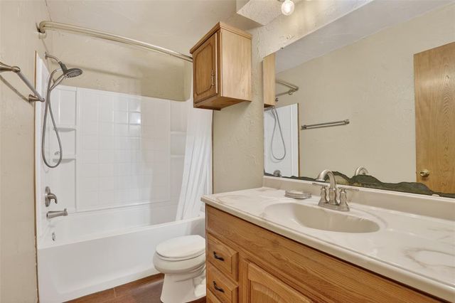 900961 Gibson Place, Chandler, OK 74834