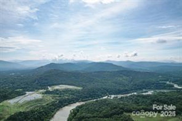 2 River Run 1R, Asheville, NC 28804