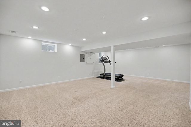 405 MADISON FOREST DR, Herndon, VA 20170