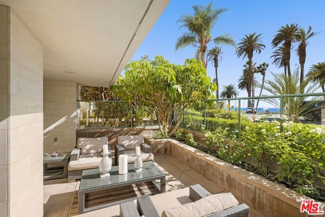951 Ocean Avenue 102, Santa Monica, CA 90403