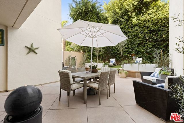 951 Ocean Avenue 102, Santa Monica, CA 90403
