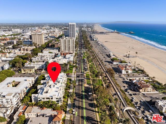 951 Ocean Avenue 102, Santa Monica, CA 90403