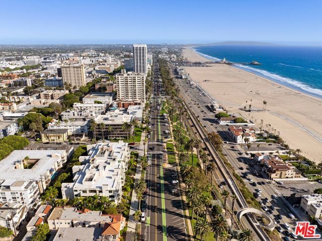 951 Ocean Avenue 102, Santa Monica, CA 90403