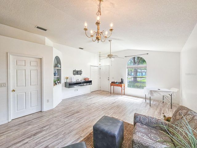 4306 SE 1ST AVENUE, Keystone Heights, FL 32656