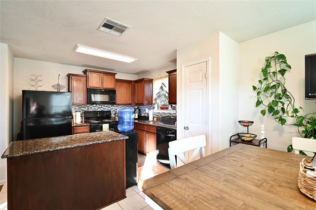 6926 Chessgate Falls Ln, Richmond, TX 77469