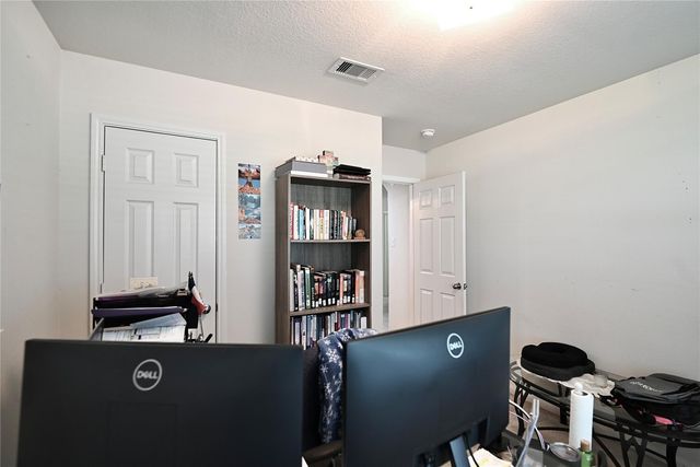 6926 Chessgate Falls Ln, Richmond, TX 77469
