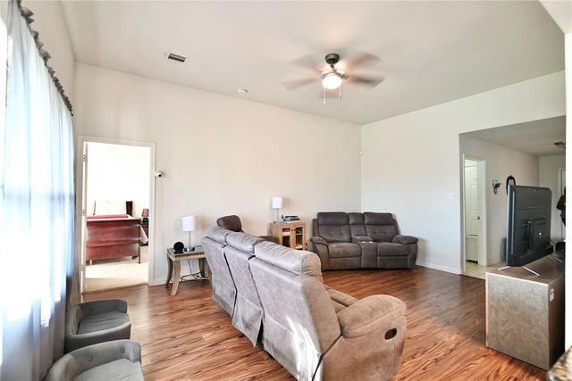 6926 Chessgate Falls Ln, Richmond, TX 77469