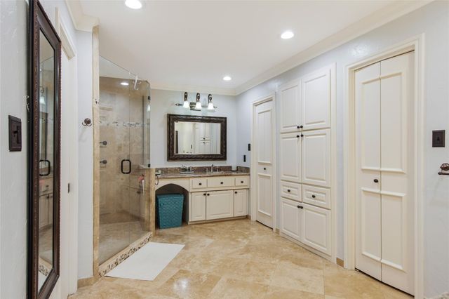 354 Tealwood Drive, Houston, TX 77024