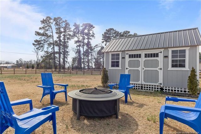 159 Turkey Trot Lane, Raeford, NC 28376