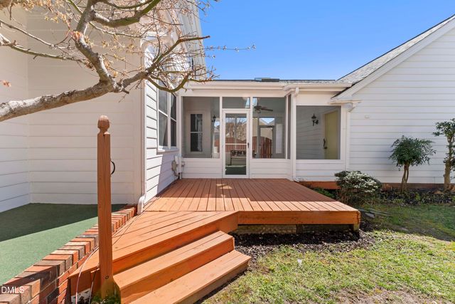 107 Crestpoint Court, Cary, NC 27513