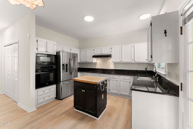 107 Crestpoint Court, Cary, NC 27513