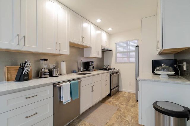 616 Claremore Drive, West Palm Beach, FL 33401