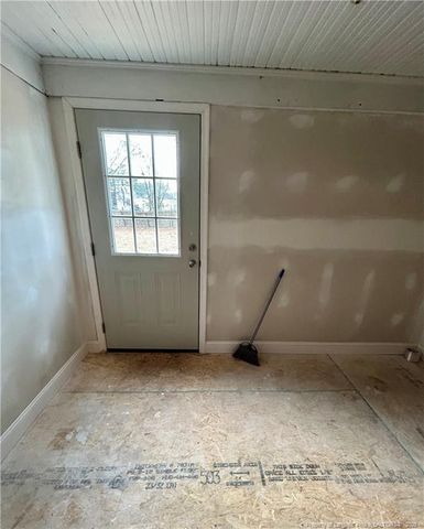 219 N Wright Street, Raeford, NC 28376