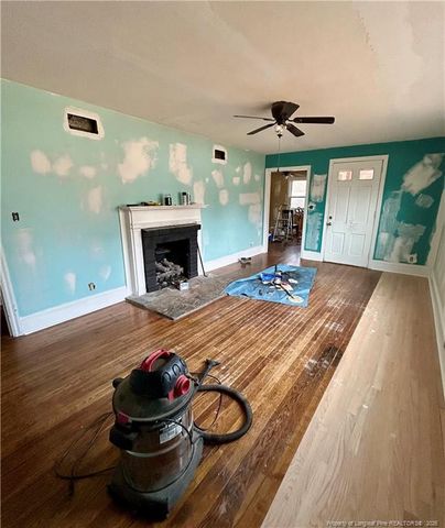 219 N Wright Street, Raeford, NC 28376