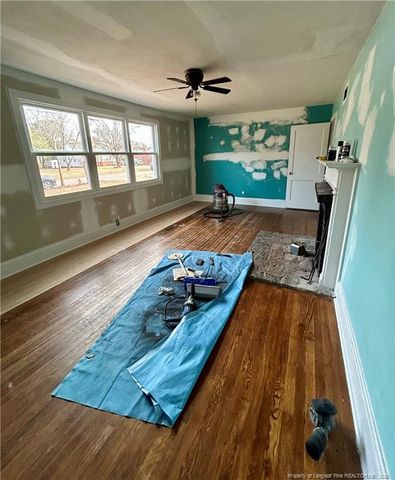 219 N Wright Street, Raeford, NC 28376