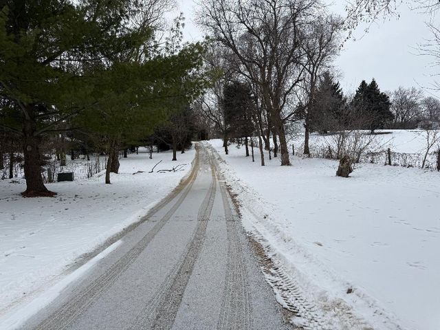 W6399 Brick Church ROAD, Walworth, WI 53184