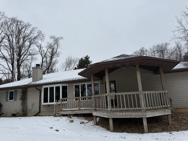 W6399 Brick Church ROAD, Walworth, WI 53184