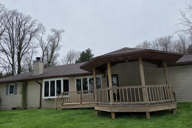 W6399 Brick Church ROAD, Walworth, WI 53184