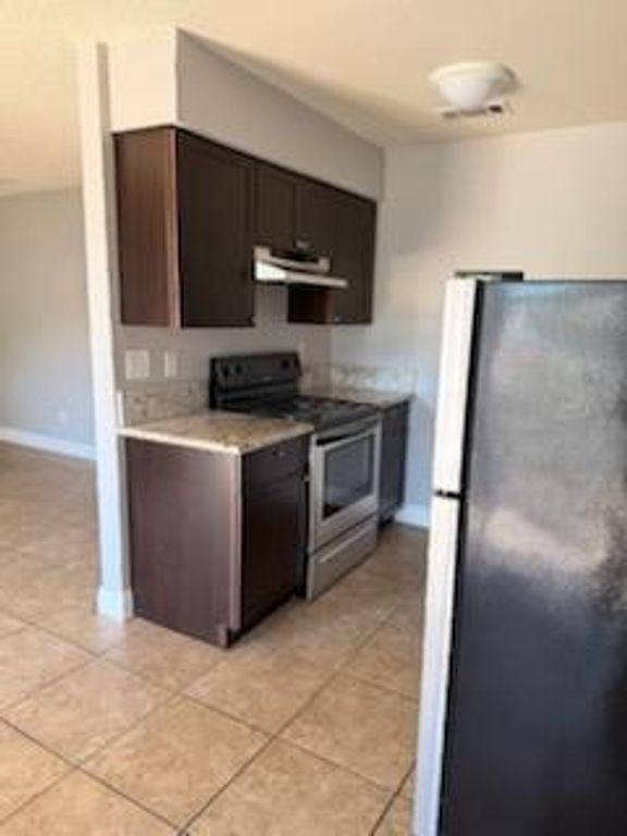 Image 11 of property listing at 303 E Bullard Avenue # 151, Fresno, CA 93710