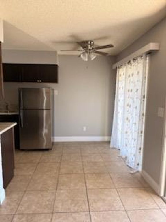 Image 12 of property listing at 303 E Bullard Avenue # 151, Fresno, CA 93710