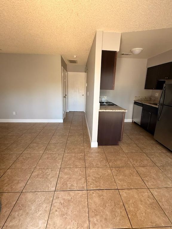 Image 17 of property listing at 303 E Bullard Avenue # 151, Fresno, CA 93710
