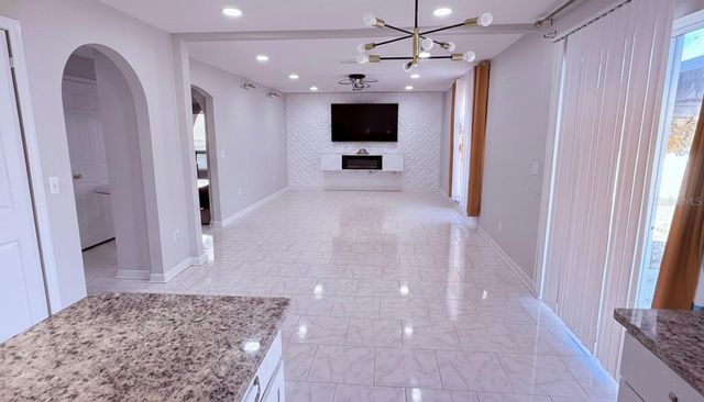 5764 ROYAL HILLS CIRCLE, Winter Haven, FL 33881