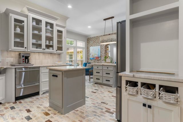 6416 Oliwa Place, Diamondhead, MS 39525