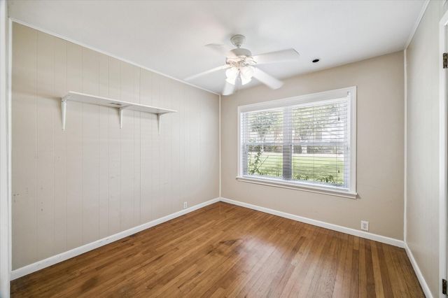 1727 Salford Drive, Houston, TX 77008