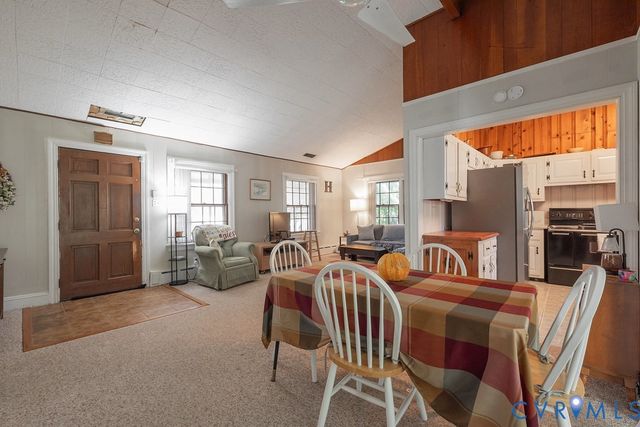 8058 Signal Hill Rd, Mechanicsville, VA 23111