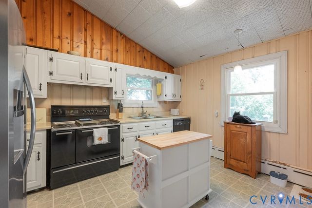 8058 Signal Hill Rd, Mechanicsville, VA 23111