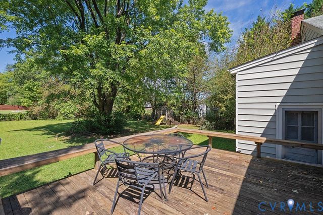8058 Signal Hill Rd, Mechanicsville, VA 23111
