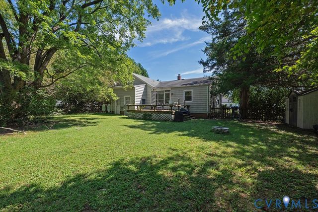 8058 Signal Hill Rd, Mechanicsville, VA 23111
