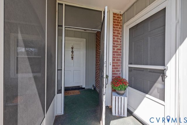8058 Signal Hill Rd, Mechanicsville, VA 23111