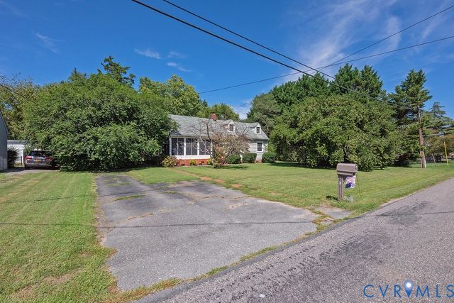 8058 Signal Hill Rd, Mechanicsville, VA 23111