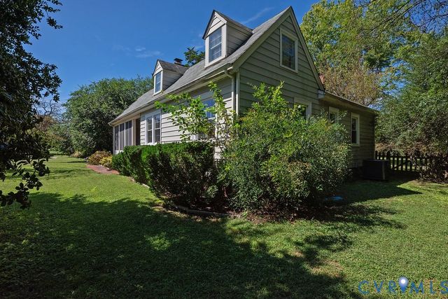 8058 Signal Hill Rd, Mechanicsville, VA 23111
